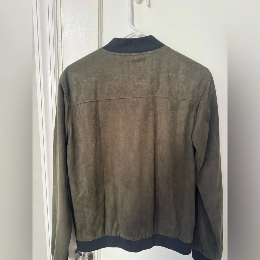 Used Forever 21 bomber jacket - Picture 3 of 3